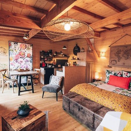La Cabane Du Bon Chemin ,Spa Laval  Eksteriør billede