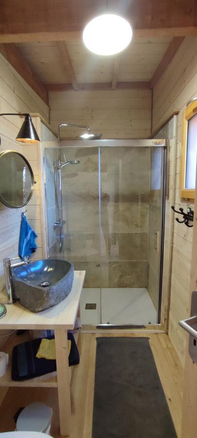 La Cabane Du Bon Chemin ,Spa Laval  Eksteriør billede