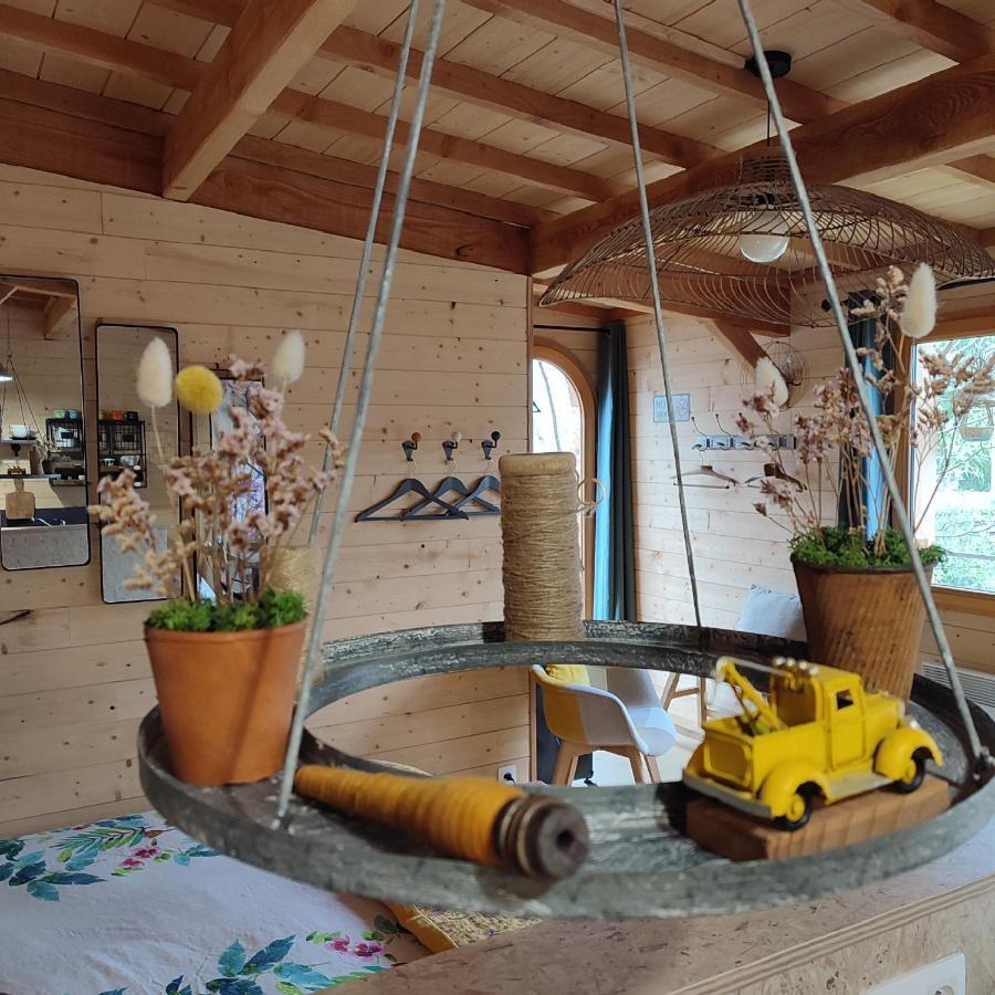 La Cabane Du Bon Chemin ,Spa Laval  Eksteriør billede
